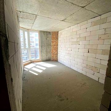 ГАРНА ЦІНА !! ВЕЛИКА 2 Кімнатна квартира! В розвиненому Районі!