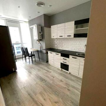 Однокімнатна квартира з ремонтом! Зручний виізд до Києва!