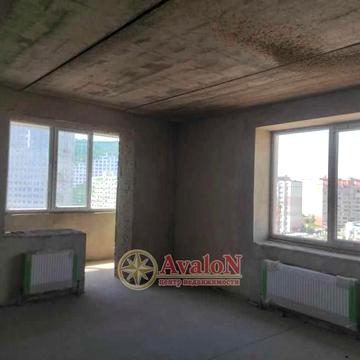 Продам в кирпичном доме 2-х ком квартиру 80 кв.м с видом на МОРЕ !!