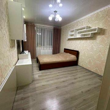 Оренда великої однокімнатної квартири, 1 кімнатна біля водоканалу,Скай