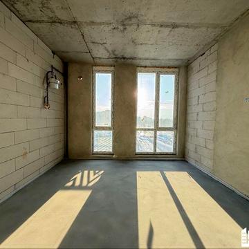 Здана 1 кім 4 поверх в районі Княгинину ЖК Княгинин центр