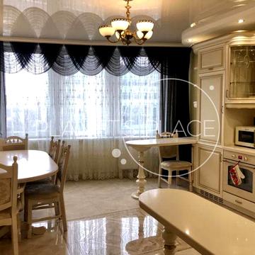 Продам 2к. квартиру просп. В. Лобановського,150, ЖК"Новодеміївський"