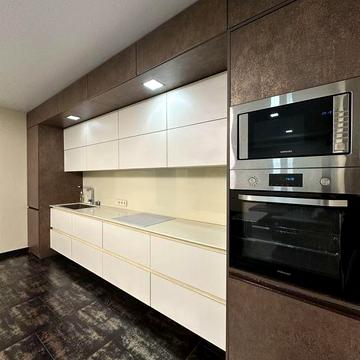 Сдам стильную 3-к кв в ЖК SokolovSky 98м2 Автономное газовое отопление