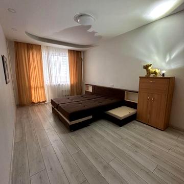 3-кімнатна квартира на Беретті 6, ТЦ Фестивальний. Бойлер!