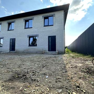 Кутовий Таунхаус 60 кв.м. 2 кімнати в межах міста за ціною квартири