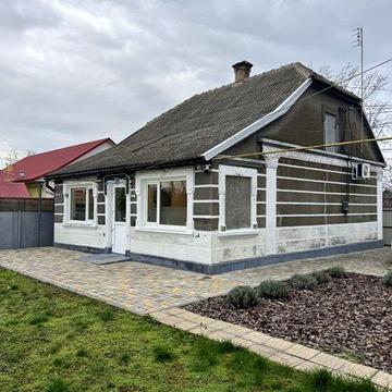 Дом - зайти и жить, пр. Суворова ( Большая Таврия)