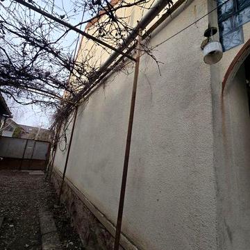 Продається двокімнатна квартира