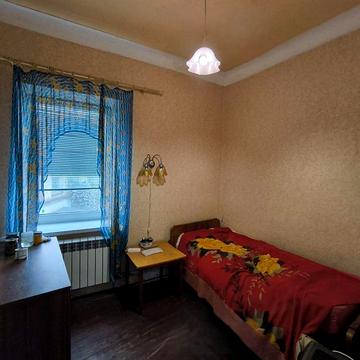 4-к, вул. Міщенка, 8, Березовий сквер, автономне опалення