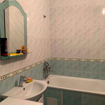 оренда 2-к. Лесной масив Жукова Кубанської України,31а  метро Лісова