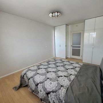 Двокімнатна квартира на Троєщині. Газ !