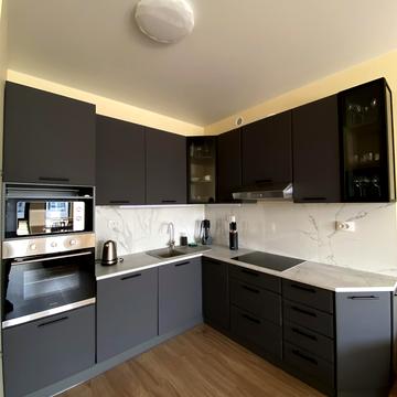 Набережно-Рибальська дорога вул., 5