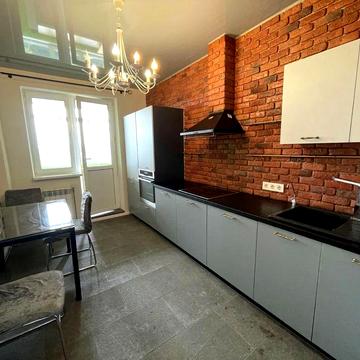 Здається однокімнатна квартира Юрія Кондратюка 5 Є СВІТЛО  ГЕНЕРАТОР