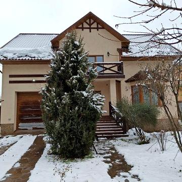 Продам,здам в оренду або обміняю  будинок  4км.за містом.