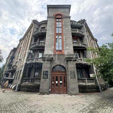 Ціна топ, терміновий продаж вул.Інститутська 152 м2