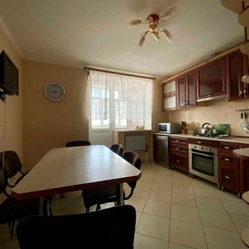 Довготривала оренда 2 к квартири на вул.Р.Скалецького 2342