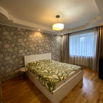 Мрії вул. (Академіка Туполєва), 5