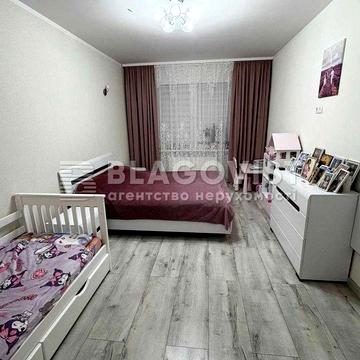 Квартира в ЖК Патріотіка гарний район! поруч Метро ЖК Патріотіка