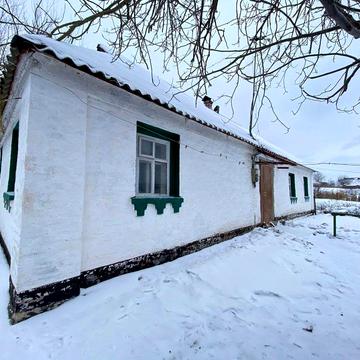 Прожам будинок в селі Фурси,гарна ділянка