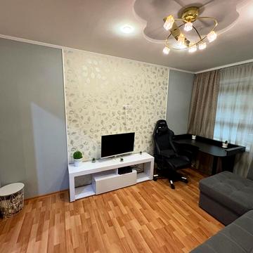 Академіка Тамма вул., 9