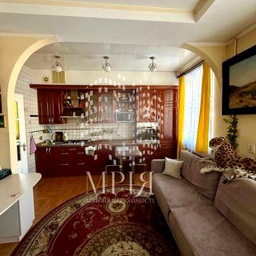 Продам 3 к.кв. з ремонтом, метро 10 хвилин пр-т Льва Ландау ЕКСКЛЮЗИВ