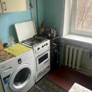 продам 1 комн квартиру Давида Ойстраха 17 200 у.е