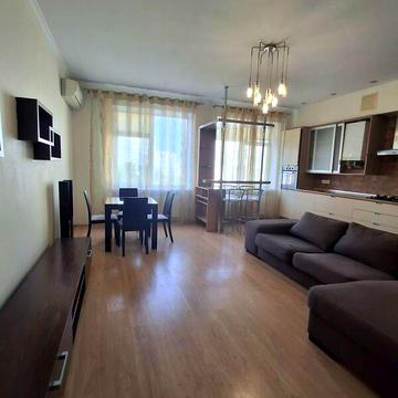 Продаж 3к Квартира Паркова вулиця