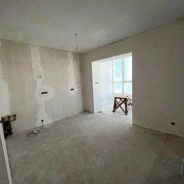 3 комнатная квартира в ЖК Острова Свечка под чистовую отделку по 680$