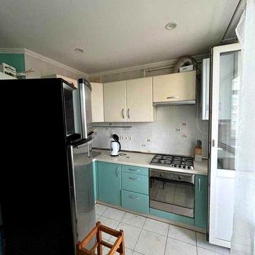 3-кімнатна квартира на Подолі з інд. опаленням можна Під Є-оселю!.