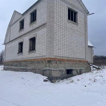 Продам двох етажний будинок більше фото скину в приват