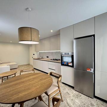 Продам квартиру біля парку