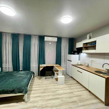 Успенська вул. (Чичерина), 100