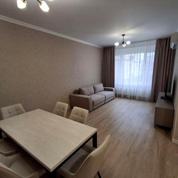 Садова вул., 1б