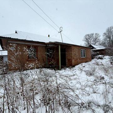 Продаж добротного цегляного будинку