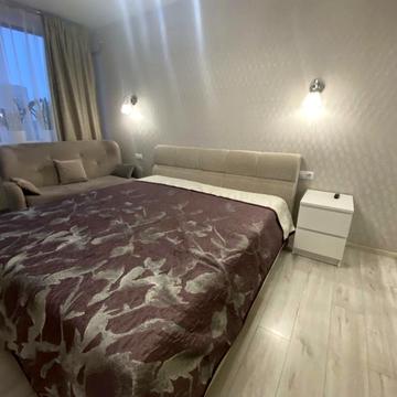 Європейського Союзу просп. (Правди), 45-А