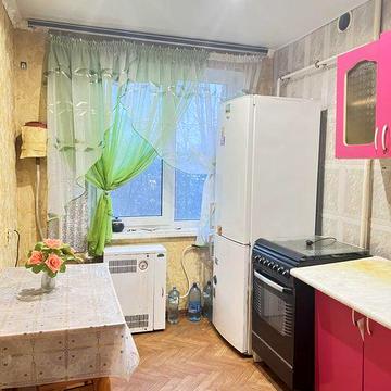 Продаж 3 х кімн квартири з Автономним опаленням на Зарічному