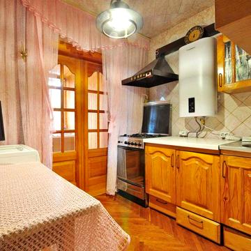 2-кімнатна квартира з індивідуальним опаленням вул. Волонтерська