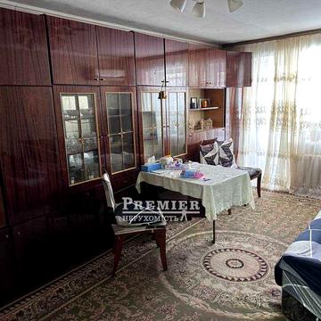 У продажу 3 кімн. квартира на низькому поверсі