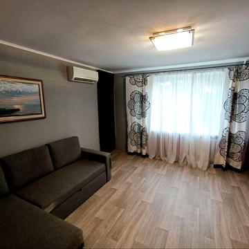 Сдам 2ком Королева 37А/ Глушко. 5этаж.