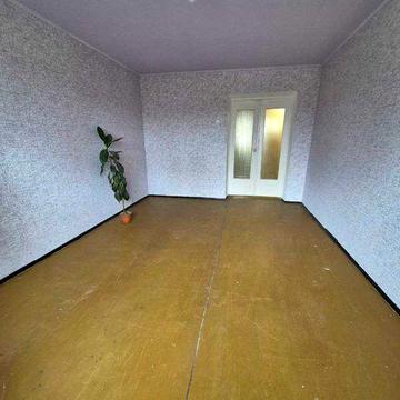 Продам 2-х ком. чешку на Днепрострое. Выгодная цена!