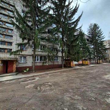 Продам 2-х ком. чешку на Днепрострое. Выгодная цена!