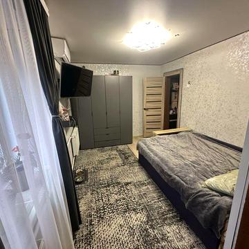 ПРОДАМ  1- комнатную  квартиру.