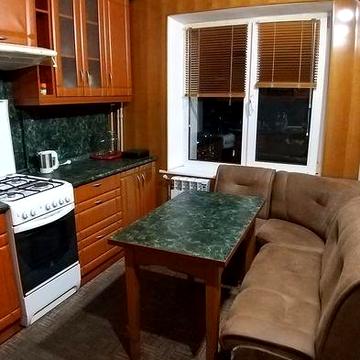 Сдам 2 х комнатную квартиру.