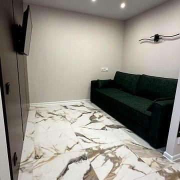 Довгострокова оренда 2к Квартира Шнеєрсона Менахем-Мендл (Мініна) вулиця