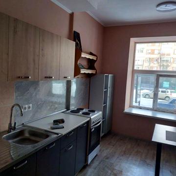 Здається 1 кімнатна квартира на ЖД перший поверх