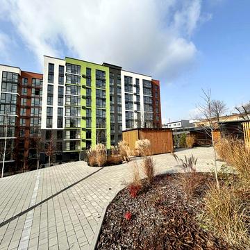 2к квартира на середньому поверсі! Півд-Зх! Без комісії