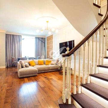 Продаж дворівневої квартири, 4 кімнати, Печерськ, вул. Звіринецька ЖК «Звіринецький»