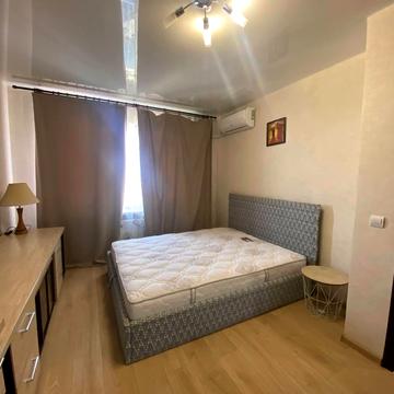 Бориса Гмирі вул., 16