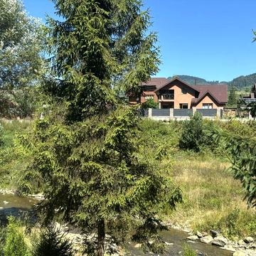 Автономний Котедж у Карпатах | Вид на річку