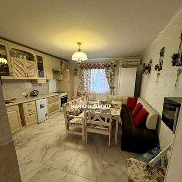 Будинок біля моря