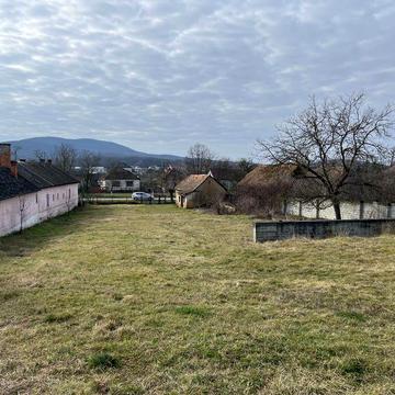 Продам ветхій дім Берегівський р-н село Кідьош